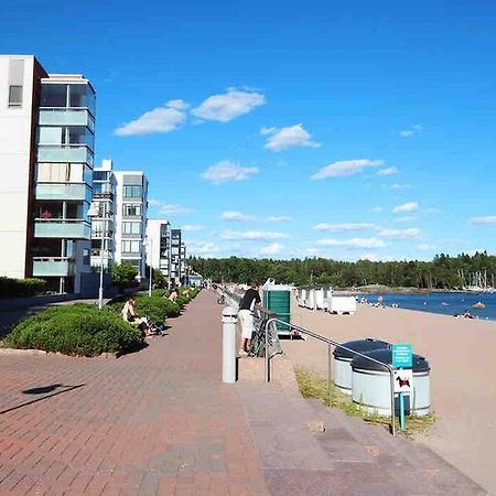 Meren Laeheisyydessae Iso Yksioe Helsingfors Exteriör bild